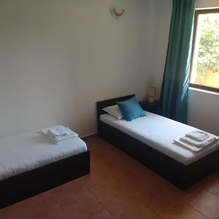 валена град Maison d'hôtes Tchernomorets